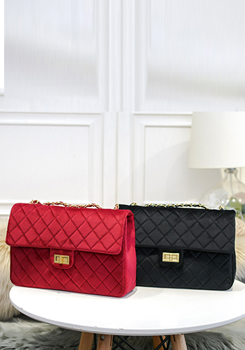 Adele Flap Medium Velvet Black