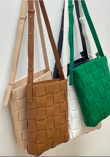 Mia Leather Messenger Shoulder Bag Green