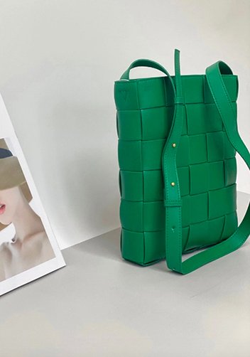 Mia Leather Messenger Shoulder Bag Green