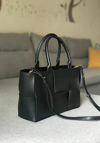 Mia Woven Leather 6 Squares Tote Black