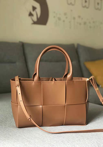 Mia Woven Leather 6 Squares Tote Camel