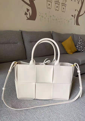 Mia Woven Leather 6 Squares Tote White