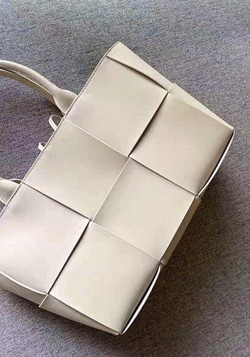 Mia Woven Leather 6 Squares Tote White