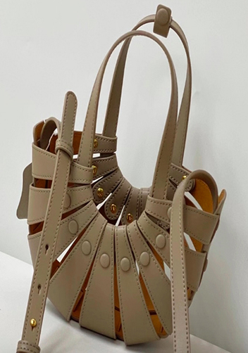 The Coquille Leather Shoulder Bag Grey