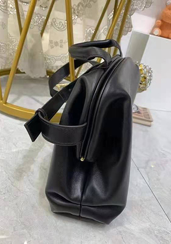 Mia Soft Leather Shoulder Bag Black
