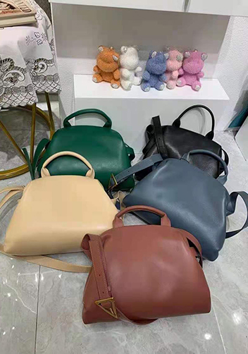 Mia Soft Leather Shoulder Bag Green