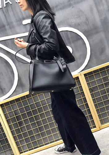 Carrie Leather Bag With Black Hardware Black