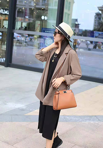 Carrie Leather Bag With Stitches Camel