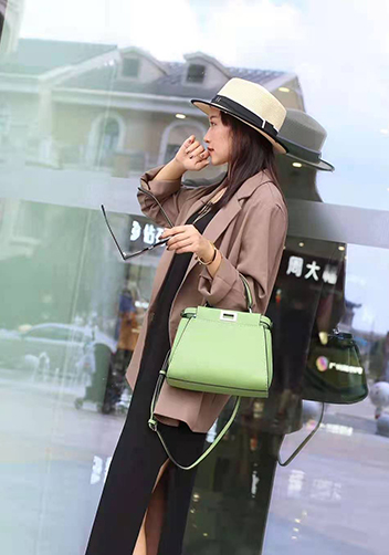 Carrie Leather Bag With Stitches Green