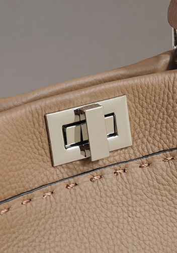 Carrie Leather Bag With Stitches Khaki