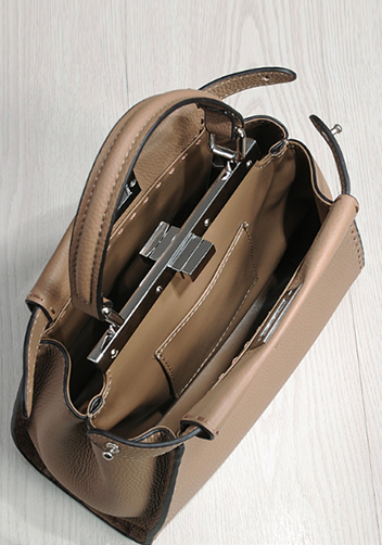Carrie Leather Bag With Stitches Khaki