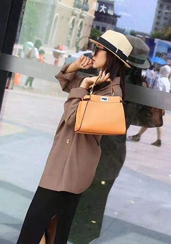 Carrie Leather Bag With Stitches Orange