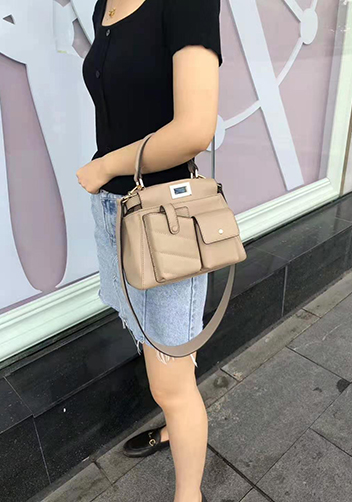 Carrie Leather Bag With Pocket Beige