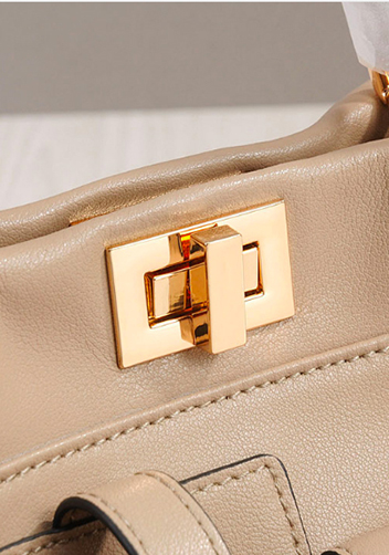Carrie Leather Bag With Pocket Beige