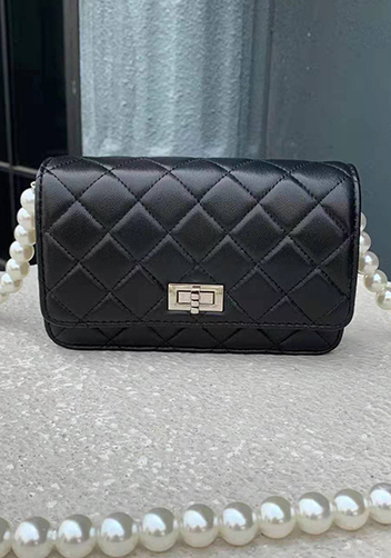 Adeline Leather Shoulder Bag Pearls Chain Black