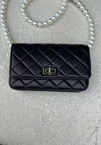 Adeline Leather Shoulder Bag Pearls Chain Black