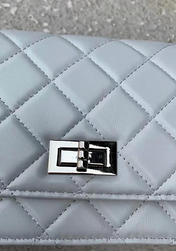 Adeline Leather Shoulder Bag Pearls Chain White