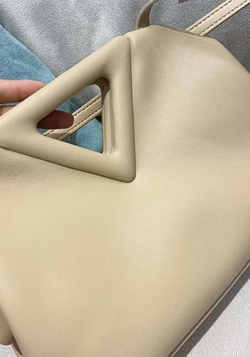 Euclid Medium Bag Beige