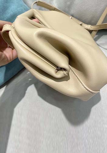 Euclid Medium Bag Beige