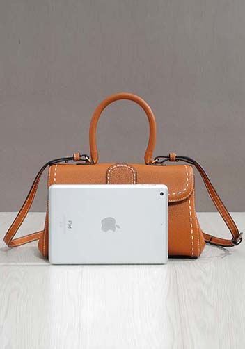 Hurricane Leather Shoulder Bag Camel
