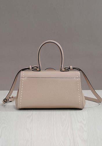 Hurricane Leather Shoulder Bag Grey
