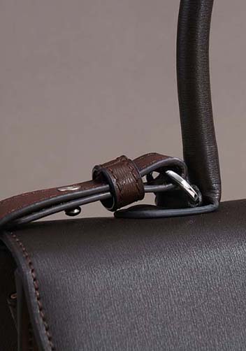 Hurricane Smooth Leather Shoulder Bag Coffee
