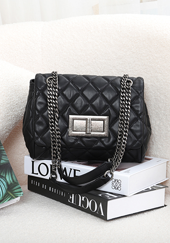 Adele Flap Shoulder Bag Lambskin Leather Black