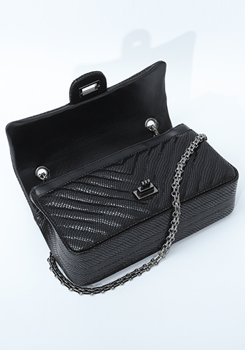 Adele Medium Flap Bag V Shape Sesame Black