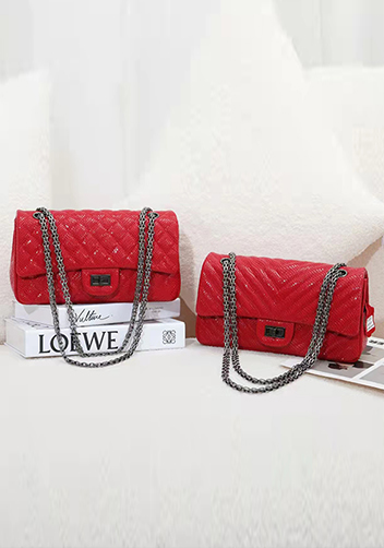 Adele Medium Flap Bag V Shape Sesame Red