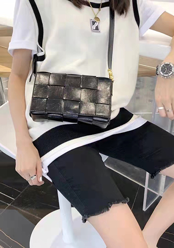 Mia Square Brushed Leather Hardware Shoulder Bag Black
