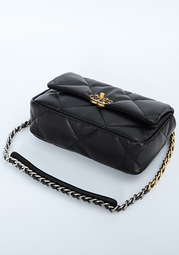 Adele Flap Smaller Bag Circle Hardware Black