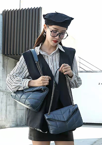 Yvonne Medium Envelope Shoulder Bag Lambskin Blue