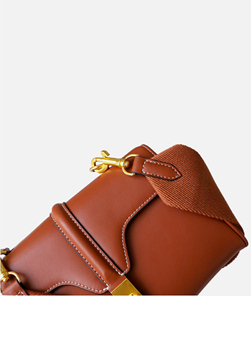 Shimanne Calfskin Shoulder Bag Camel