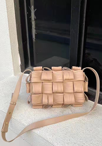 Mia Fringed Leather Shoulder Bag Beige