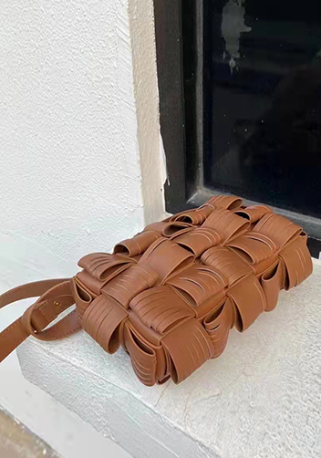 Mia Fringed Leather Shoulder Bag Camel