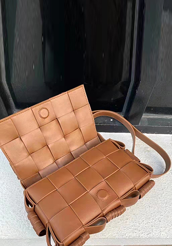 Mia Fringed Leather Shoulder Bag Camel
