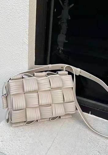 Mia Fringed Leather Shoulder Bag Cream