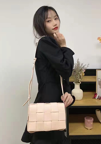 Mia 15 Square Leather Shoulder Bag Beige
