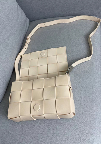Mia 15 Square Leather Shoulder Bag Beige