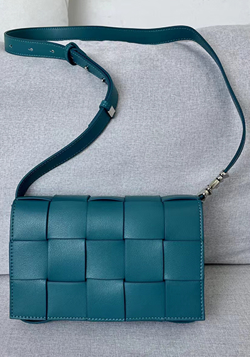 Mia 15 Square Leather Shoulder Bag Blue