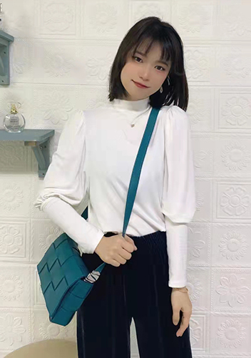 Mia 15 Square Leather Shoulder Bag Blue