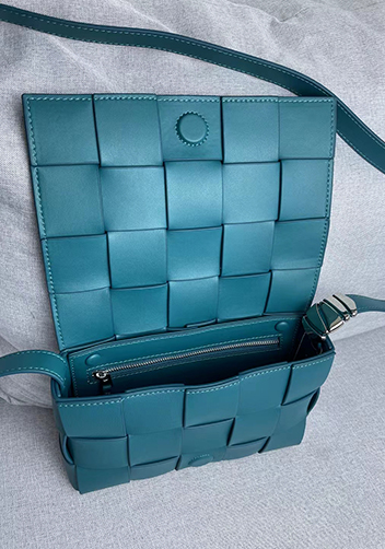 Mia 15 Square Leather Shoulder Bag Blue