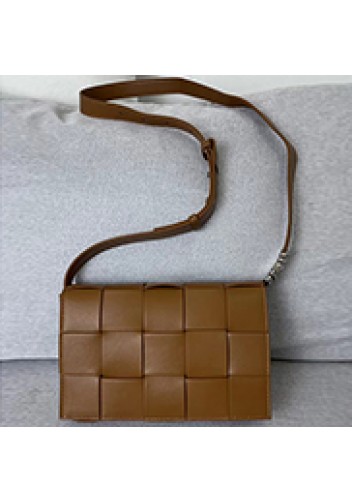 Mia 15 Square Leather Shoulder Bag Camel