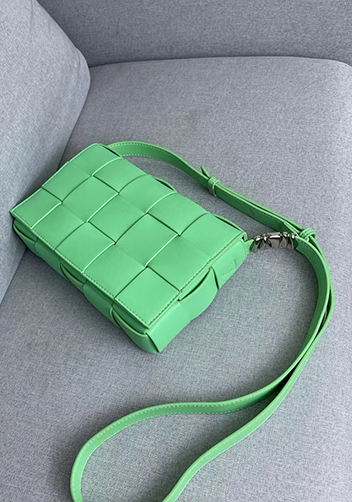 Mia 15 Square Leather Shoulder Bag Green