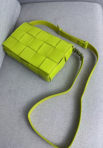 Mia 15 Square Leather Shoulder Bag Kiwi