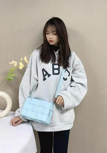 Mia 15 Square Leather Shoulder Bag Light Blue