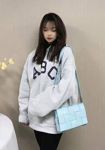 Mia 15 Square Leather Shoulder Bag Light Blue