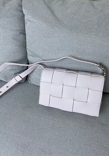 Mia 15 Square Leather Shoulder Bag Light Pink