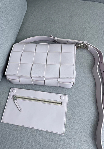 Mia 15 Square Leather Shoulder Bag Light Pink