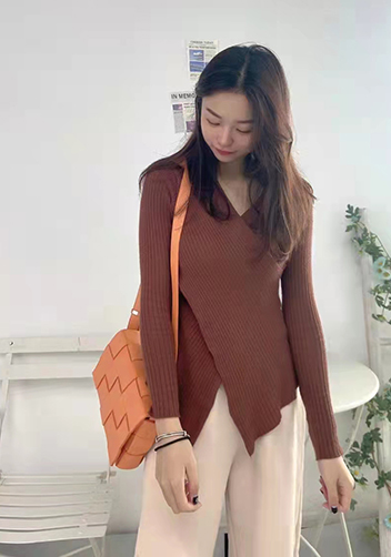 Mia 15 Square Leather Shoulder Bag Orange